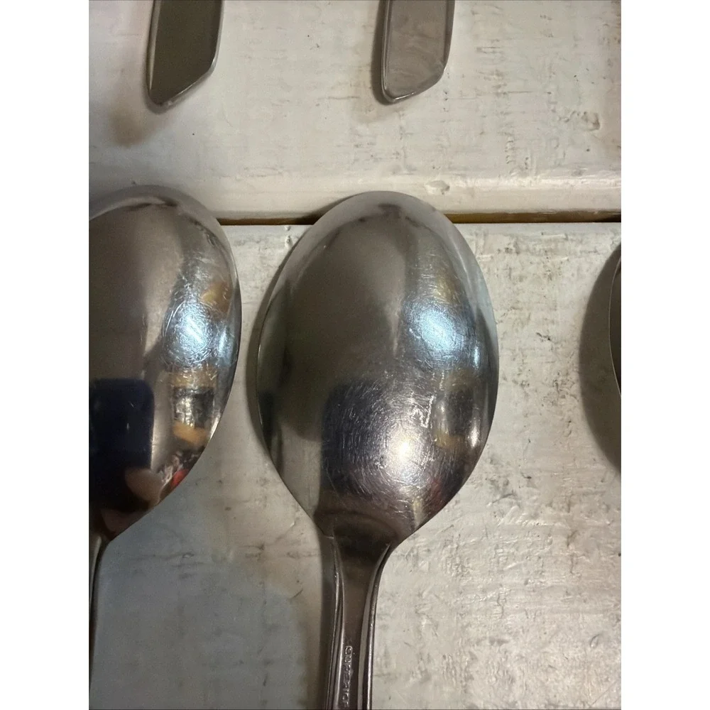Set of 8 Superior NIGHT SKY pattern stainless oval place soup spoons 6 7/8
